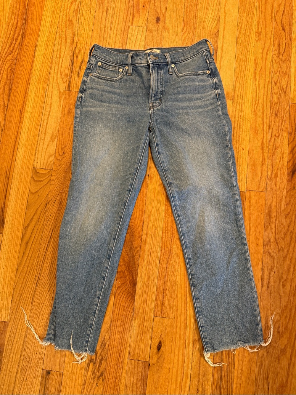 Madewell Mid-Rise Perfect Vintage Jean. Straight-Leg style in Light Blue Wash